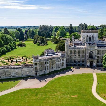 Ashridge House Hotel Berkhamsted Exterior photo