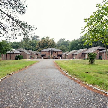 Ashridge House Hotel Berkhamsted Exterior photo